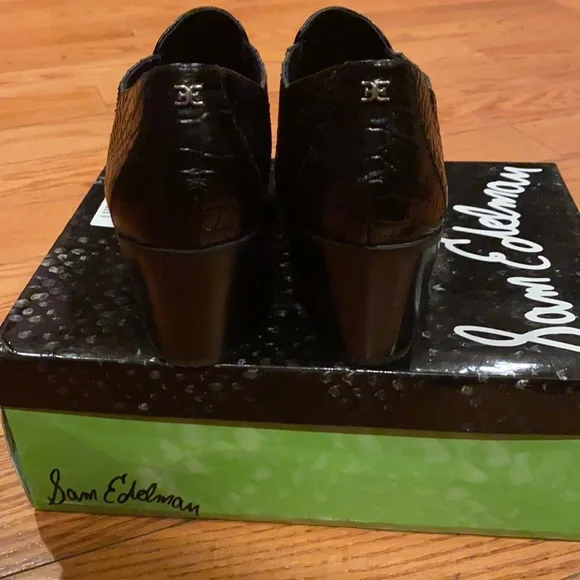 Sam Edelman Black Croc-Embossed Ankle Boots - Picture 2 of 9